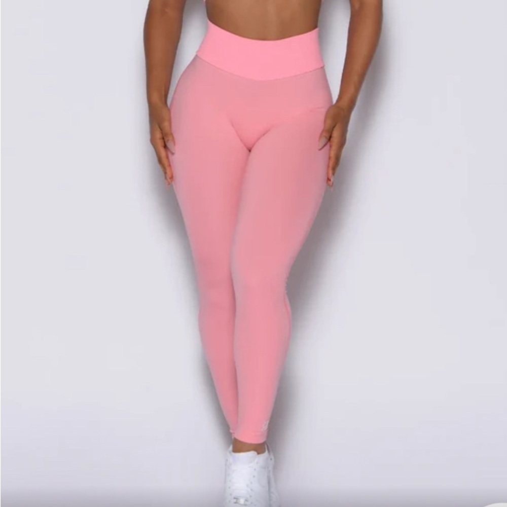 Bombshell Sportswear Pink Leggings Medium New in Bag